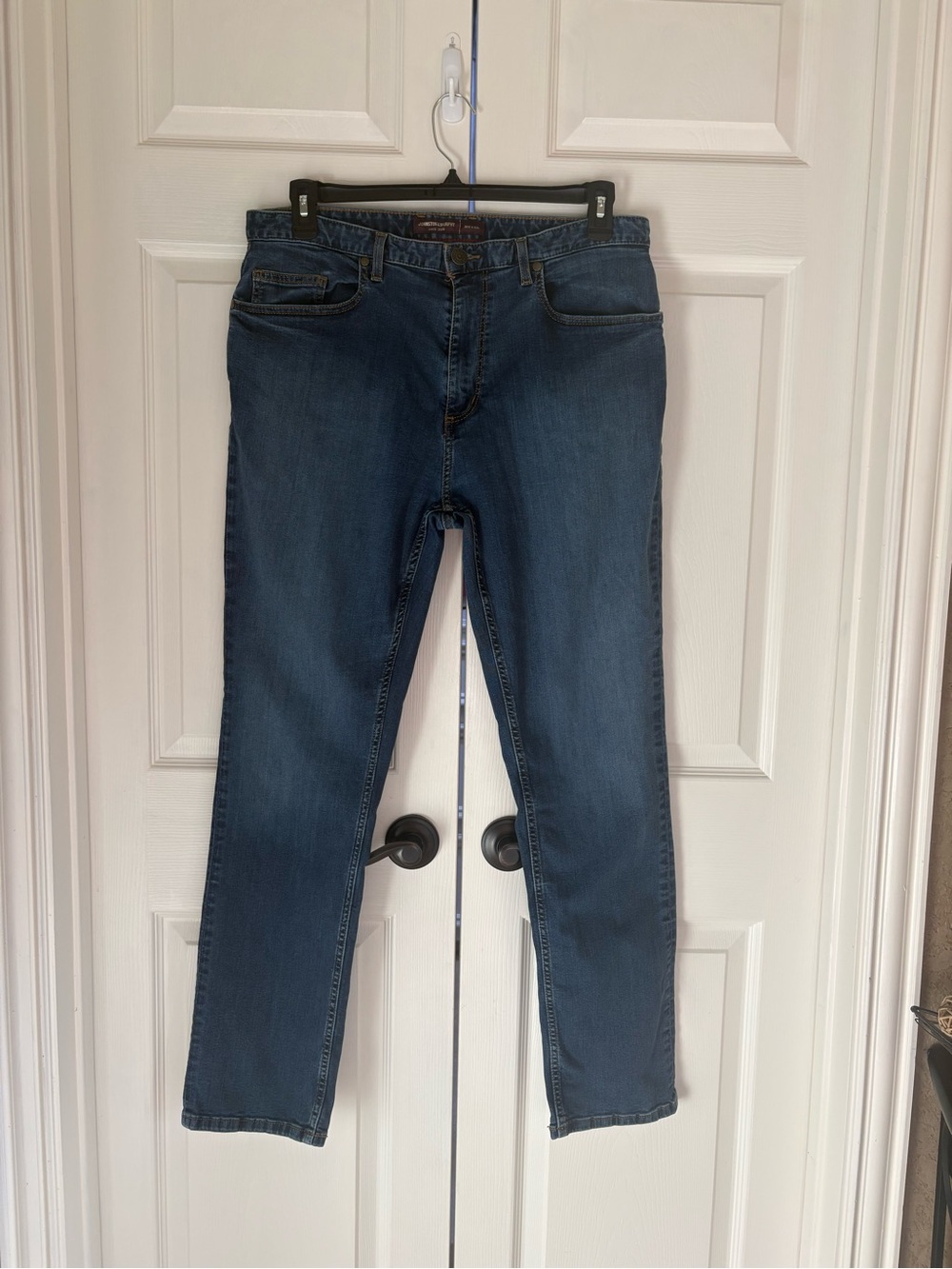 Great condition - Johnston & Murphy Men's 36W x 32L Dark Wash Straight Leg Jeans
